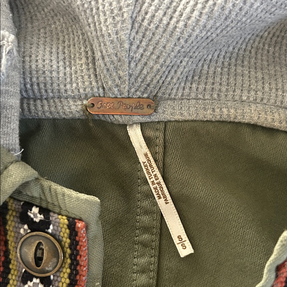Hooded Jacket - Picture 2 of 3
